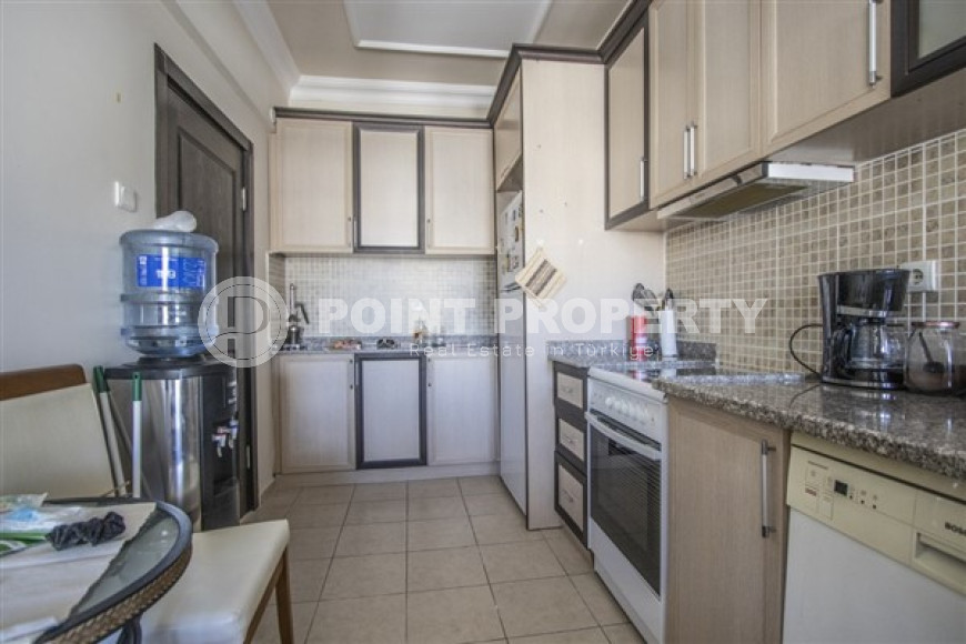 Трехкомнатная квартира, 110м², с отдельной кухней, близко к морю в центре Алании по отличной цене-id-2313-фото-5