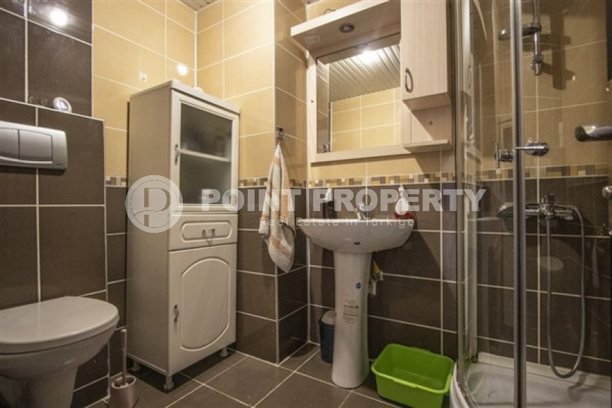 Трехкомнатная квартира, 110м², с отдельной кухней, близко к морю в центре Алании по отличной цене-id-2313-фото-8