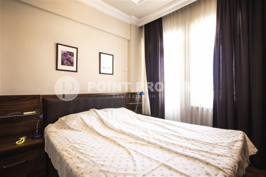 Трехкомнатная квартира, 110м², с отдельной кухней, близко к морю в центре Алании по отличной цене-id-2313-фото-10