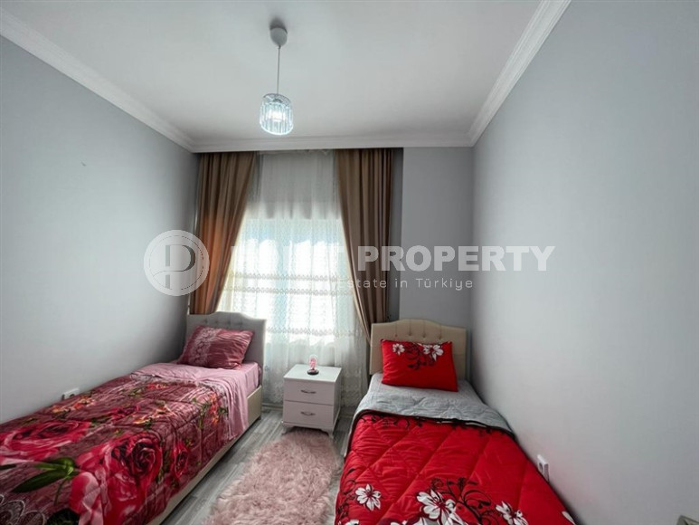 Furnished three-room apartment on the central street of Mahmutlar 150 meters from the sea-id-1194-photo-22