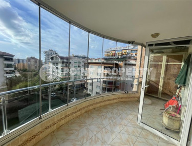 Просторные трехкомнатные апартаменты, 120м², в 550м от моря в районе Алании Тосмур-id-2315-фото-5