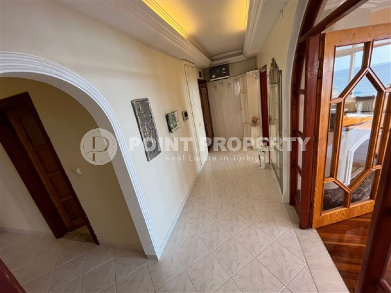 Центр Алании: меблированная четырехкомнатная квартира, 170м², с видом на Аланийскую крепость-id-2317-фото-19