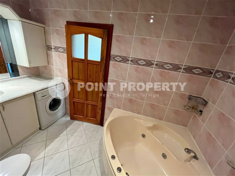 Центр Алании: меблированная четырехкомнатная квартира, 170м², с видом на Аланийскую крепость-id-2317-фото-21