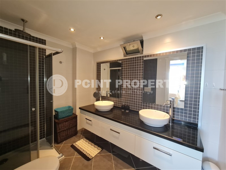 Ready to move in, 2+1 apartment in a comfortable complex in a residential area of Alanya - Cikcilli-id-1195-photo-8