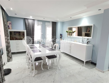 Luxury property: penthouse 4+1, 260 m², with designer interior, in the Lower Oba area, Alanya-id-2323-photo-4