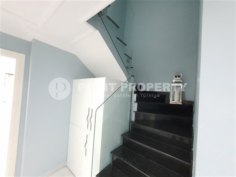 Luxury property: penthouse 4+1, 260 m², with designer interior, in the Lower Oba area, Alanya-id-2323-photo-16