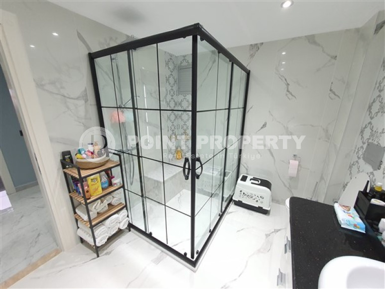 Luxury property: penthouse 4+1, 260 m², with designer interior, in the Lower Oba area, Alanya-id-2323-photo-18