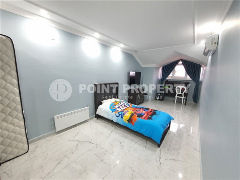 Luxury property: penthouse 4+1, 260 m², with designer interior, in the Lower Oba area, Alanya-id-2323-photo-25
