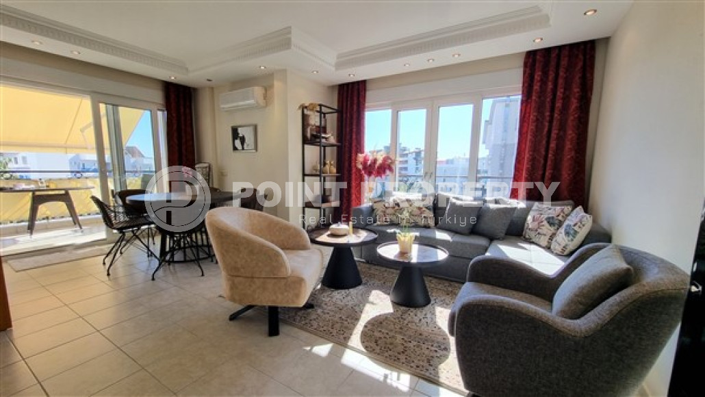 Designer apartment in the Oba district: spacious 3+1 penthouse, 160m², 200m from the center of the area.-id-2324-photo-1
