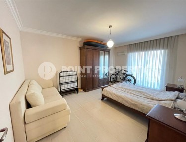 Апартаменты с тремя спальня c видом на море, 160 м², в 50 м от моря в Махмутларе, Аланья-id-2326-фото-3