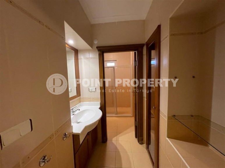 Апартаменты с тремя спальня c видом на море, 160 м², в 50 м от моря в Махмутларе, Аланья-id-2326-фото-17