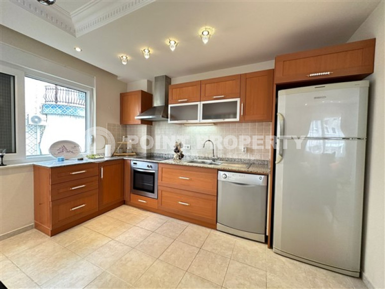 Cozy two-bedroom apartment, 115m², in a complex with a swimming pool 550m from the sea in the Oba area-id-2329-photo-6