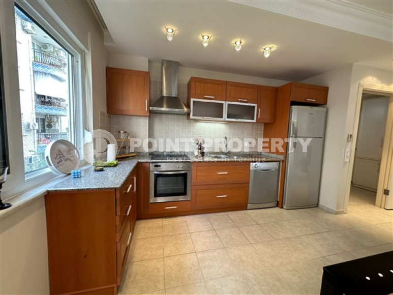 Cozy two-bedroom apartment, 115m², in a complex with a swimming pool 550m from the sea in the Oba area-id-2329-photo-7