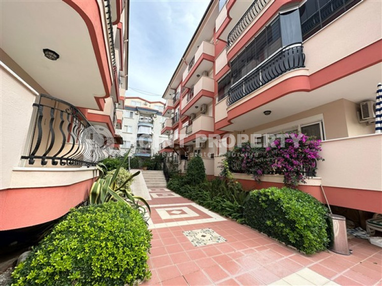 Cozy two-bedroom apartment, 115m², in a complex with a swimming pool 550m from the sea in the Oba area-id-2329-photo-23