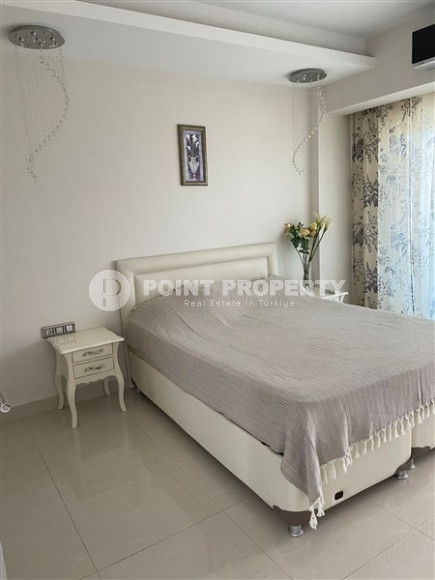 Furnished one-bedroom apartment in an elite complex at the foot of the Taurus Mountains in Mahmutlar-id-1196-photo-11