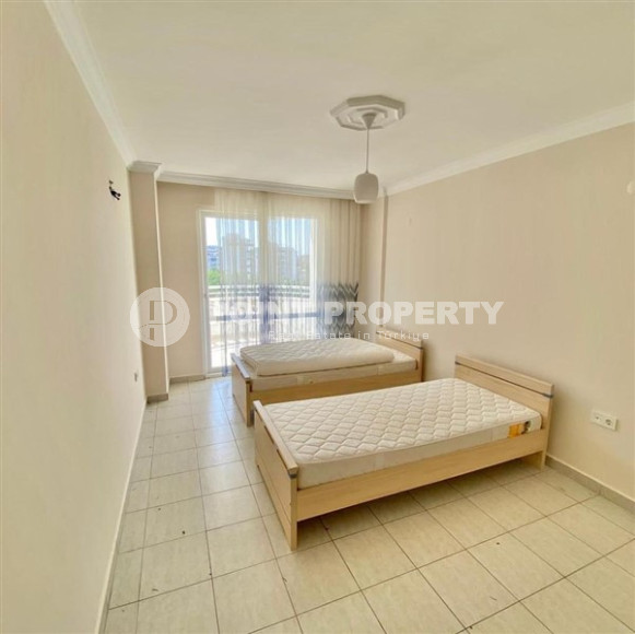 Spacious 2+1 apartment with mountain views, in a complex with a swimming pool in the Tosmur area, 350m from the sea-id-1197-photo-5