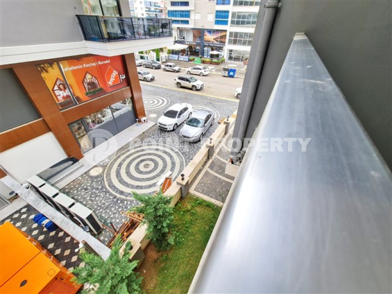 Apartment 1+1 in an elite residence with an area of 67 m², 350 m from the sea in Mahmutlar, Alanya-id-2335-photo-8