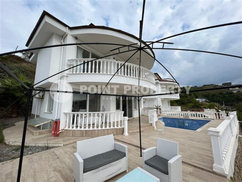 Роскошная, двухэтажная вилла 3+1, площадью 260 м2 в Каргыджаке, Алания-id-2337-фото-17