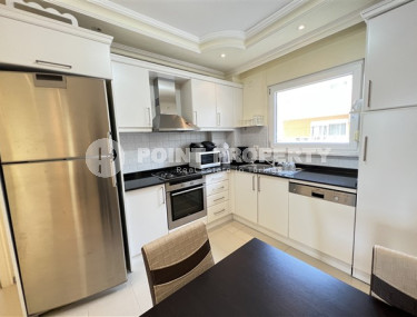 Апартаменты с двумя спальнями с видом на море в комплексе с бассейном в 50 м от моря Демирташ, Аланья-id-2342-фото-3