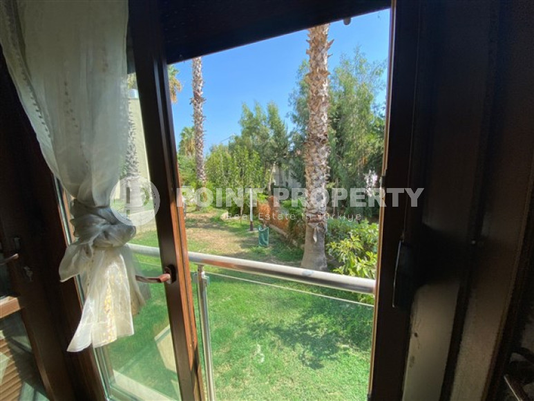 Трехэтажная вилла с четырьмя спальнями, 220м², в 200м от моря, в районе Алании Тюрклере.-id-2349-фото-21