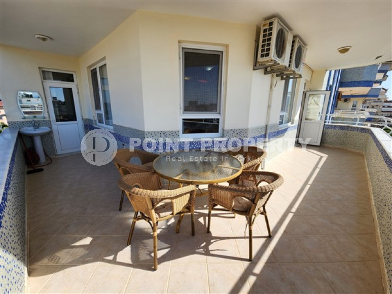 Resale property in the Oba area: furnished apartment 2+1, 125m², in a residence with a swimming pool.-id-2354-photo-19
