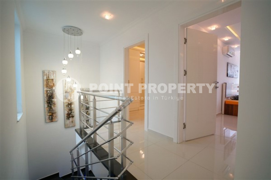 Просторная двухэтажная вилла 4+1, 200 м2 с бассейном в районе Каргыждак, Алания-id-2356-фото-9