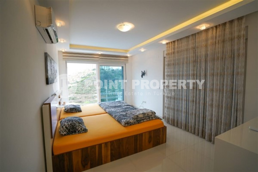 Просторная двухэтажная вилла 4+1, 200 м2 с бассейном в районе Каргыждак, Алания-id-2356-фото-12