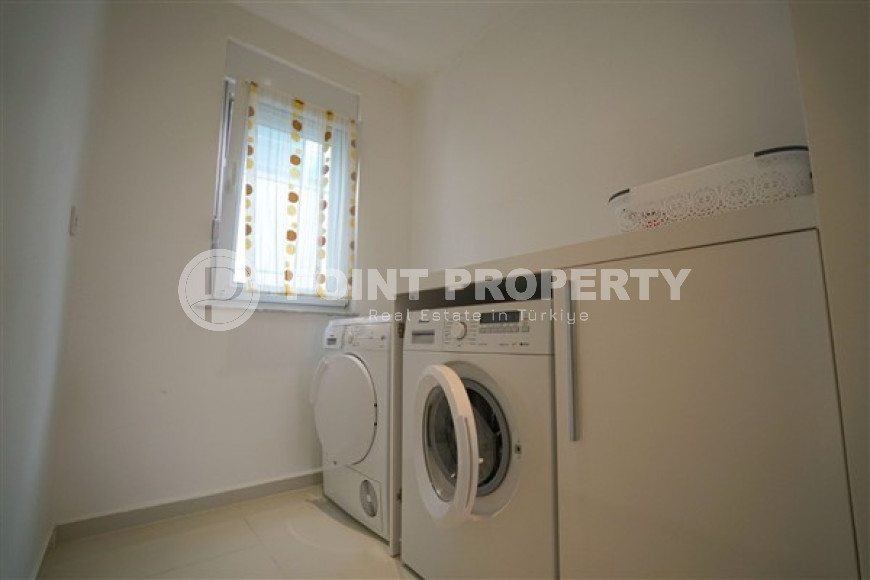 Просторная двухэтажная вилла 4+1, 200 м2 с бассейном в районе Каргыждак, Алания-id-2356-фото-16