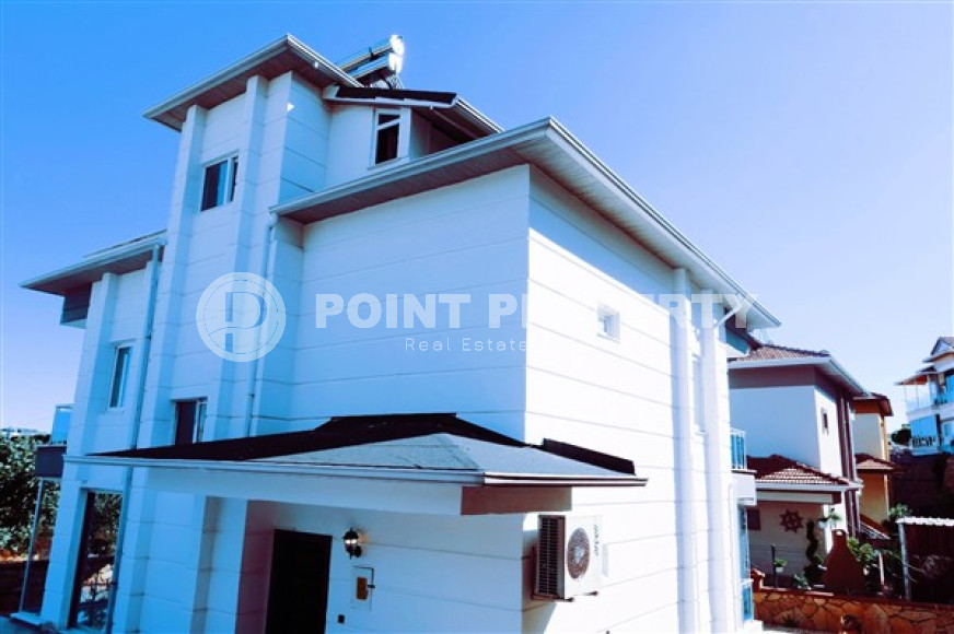 Элегантная, двухэтажная вилла 3+1 с бассейном, площадью 400 м2 в районе Бекташ, Алания-id-2357-фото-26