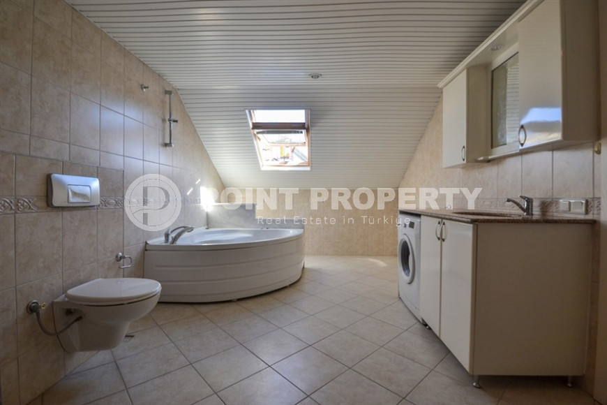 Furnished duplex 2+1 in the very center of Alanya, 300 meters from Cleopatra Beach-id-1200-photo-11