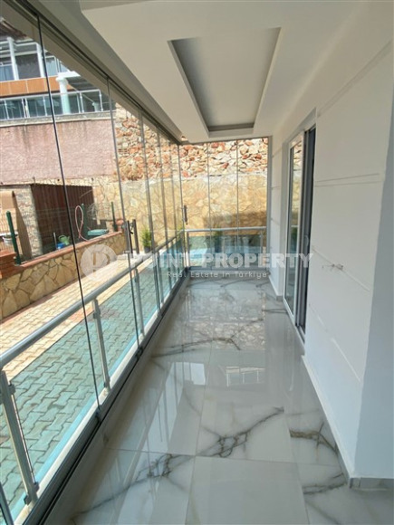 Элегантная, двухэтажная вилла 3+1 с бассейном, площадью 400 м2 в районе Бекташ, Алания-id-2357-фото-20