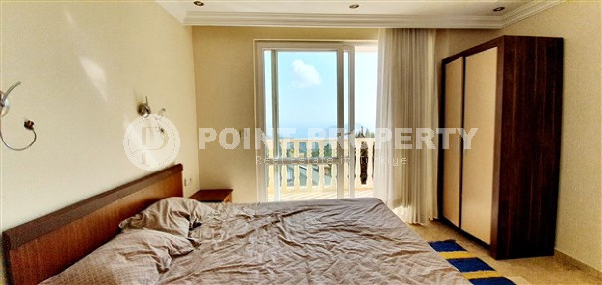 Комфортабельная, двухэтажная вилла 4+1 с личным бассейном, площадью 275 м2 с прилегающей территорией 400 м2, в районе Бекташ, Алания-id-2359-фото-11