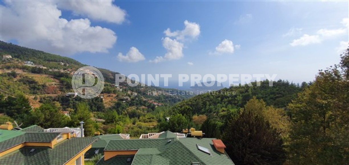 Комфортабельная, двухэтажная вилла 4+1 с личным бассейном, площадью 275 м2 с прилегающей территорией 400 м2, в районе Бекташ, Алания-id-2359-фото-14