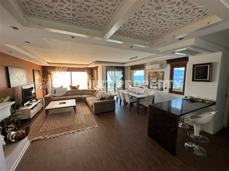 Spacious duplex 4+1 300m2 in the popular Oba area from the owner-id-2360-photo-2