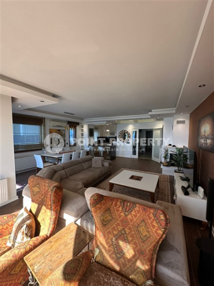 Spacious duplex 4+1 300m2 in the popular Oba area from the owner-id-2360-photo-3