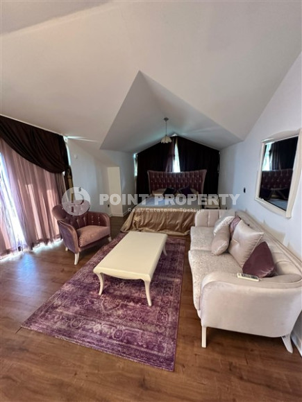 Spacious duplex 4+1 300m2 in the popular Oba area from the owner-id-2360-photo-13