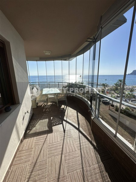 Spacious duplex 4+1 300m2 in the popular Oba area from the owner-id-2360-photo-15