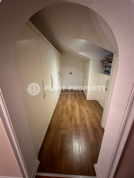 Spacious duplex 4+1 300m2 in the popular Oba area from the owner-id-2360-photo-18