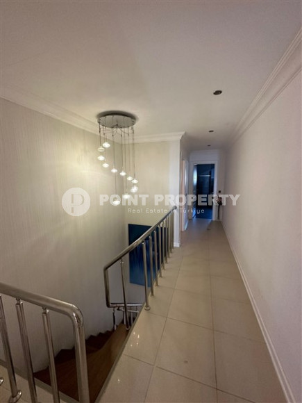 Spacious duplex 4+1 300m2 in the popular Oba area from the owner-id-2360-photo-23
