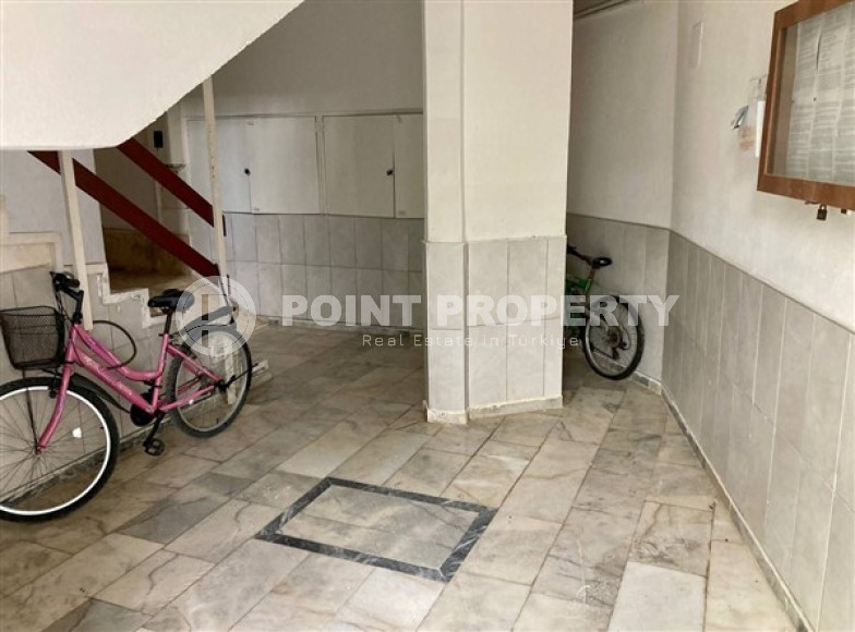 Недорогая вторичная недвижимость: квартира с одной спальней, 65м², в 250м от моря, в Махмутларе-id-2370-фото-10