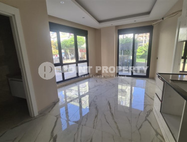 Investment project in the center of Alanya just 500 meters from the sea!-id-1036-photo-3