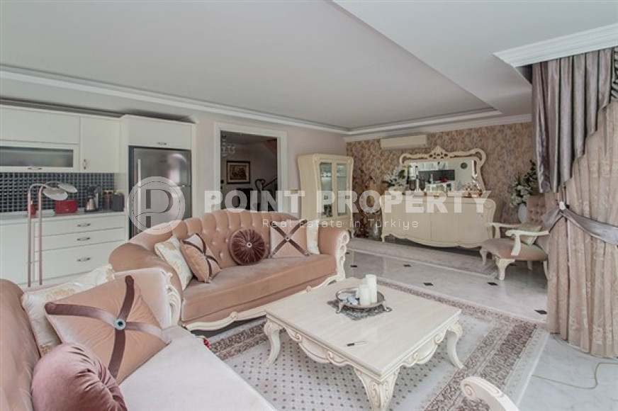 Elite five-room penthouse, 315m², on the first coastline in Oba, Alanya-id-2375-photo-7