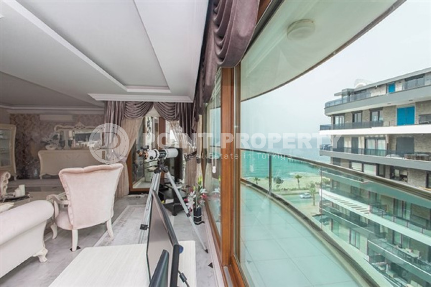 Elite five-room penthouse, 315m², on the first coastline in Oba, Alanya-id-2375-photo-14