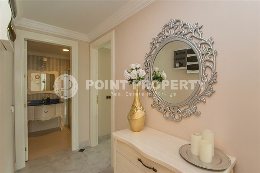 Elite five-room penthouse, 315m², on the first coastline in Oba, Alanya-id-2375-photo-18