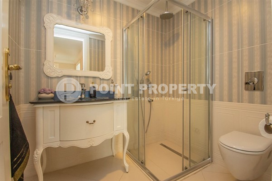 Elite five-room penthouse, 315m², on the first coastline in Oba, Alanya-id-2375-photo-20