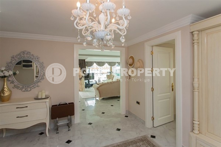 Elite five-room penthouse, 315m², on the first coastline in Oba, Alanya-id-2375-photo-21