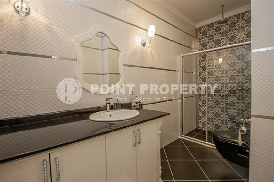 Elite five-room penthouse, 315m², on the first coastline in Oba, Alanya-id-2375-photo-26