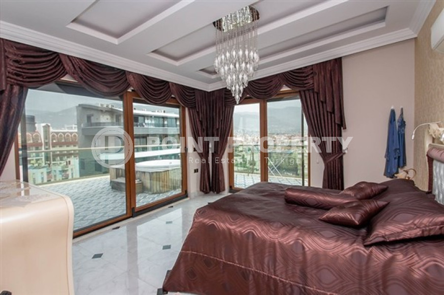 Elite five-room penthouse, 315m², on the first coastline in Oba, Alanya-id-2375-photo-28