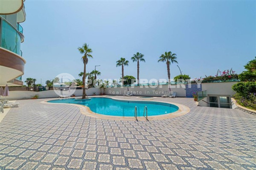 Elite five-room penthouse, 315m², on the first coastline in Oba, Alanya-id-2375-photo-43