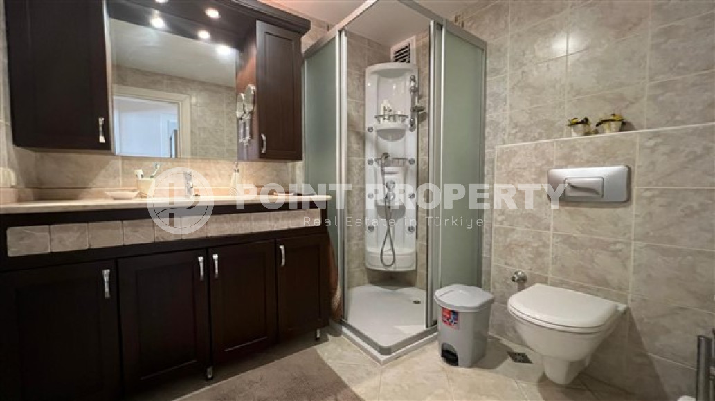 Меблированный пентхаус 4+1, 200м² с личной сауной в центре района Тосмур, Аланья, 250м от моря-id-2378-фото-31